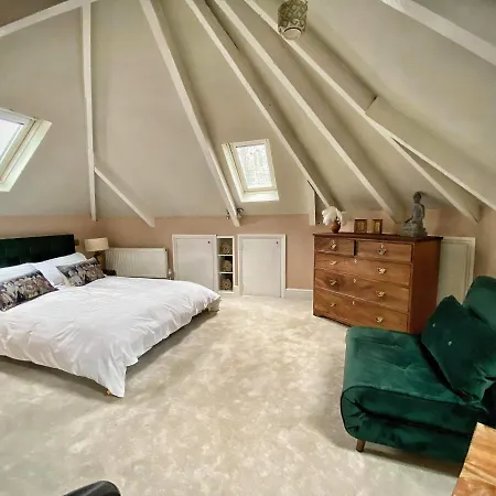 Upton House *